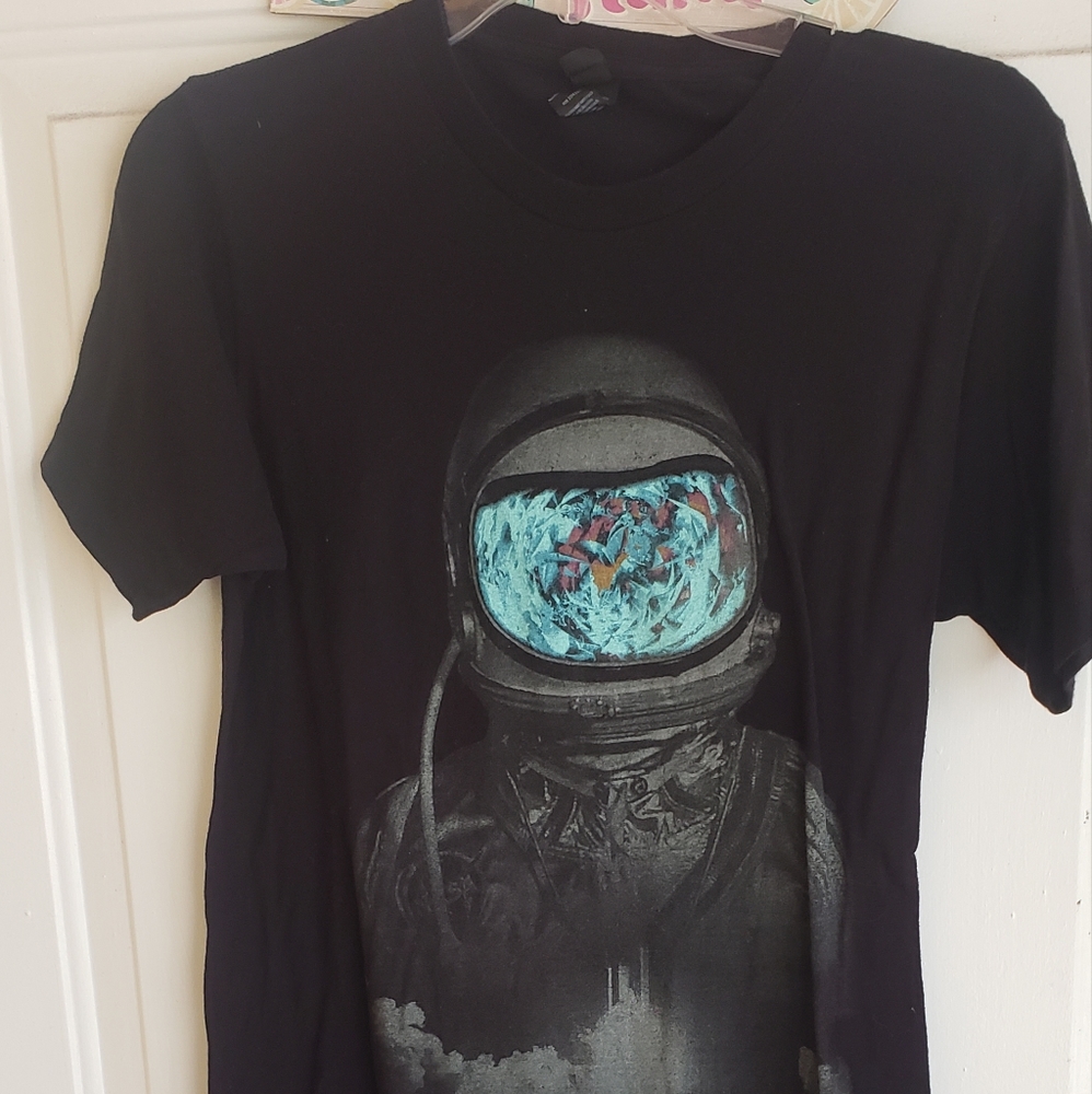 Crown The Empire Retrograde Tour tee